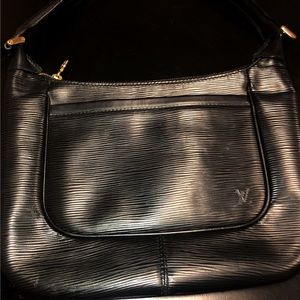LOUIS VUITTON black Epi Leather Sarvanga